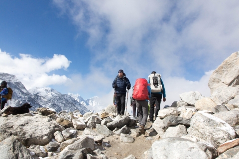 Depuis Katmandou : 11 jours de trek au camp de base de l'Everest avec guideKatmandou : 11 jours de trekking guidé au camp de base de l'Everest avec repas