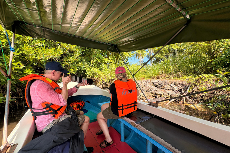 Bentota: River Boat Safari and Tuk-Tuk Ride with Pickup-Drop