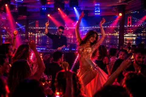 Istanbul: Bosphorus Dinner Cruise, Turkish Shows & DJ Party Birthday Celebration – VIP Table & Alcholic Drinks