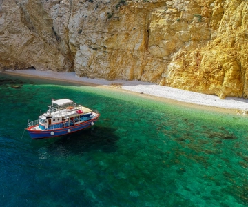 Krk: Golden Beach og Blue Cave Cruise med velkomstdrink
