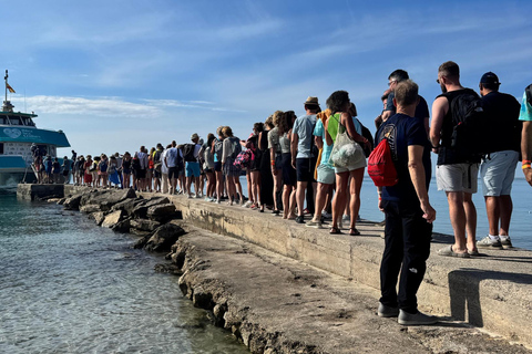 Ibiza: billete de ferry de ida y vuelta a Formentera desde Figueretas.Ibiza: billete de ida y vuelta en ferry a Formentera desde Figueretas