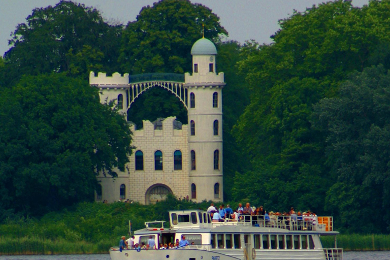 Potsdam: A visita nocturna a Wannsee. Palácios, parques e moradias.