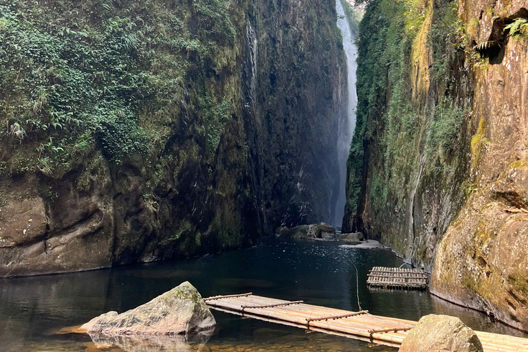 Sapa: Motorrad Tour zum Drgon Wasserfall