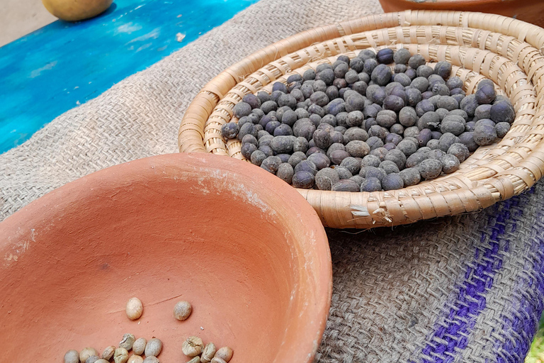 Uganda: Baganda Culture Day Tour with Lunch and Transfers