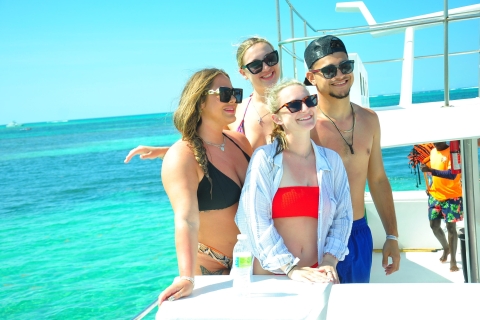 Punta Cana: partyboot met snorkelen bij een natuurlijk zwembad