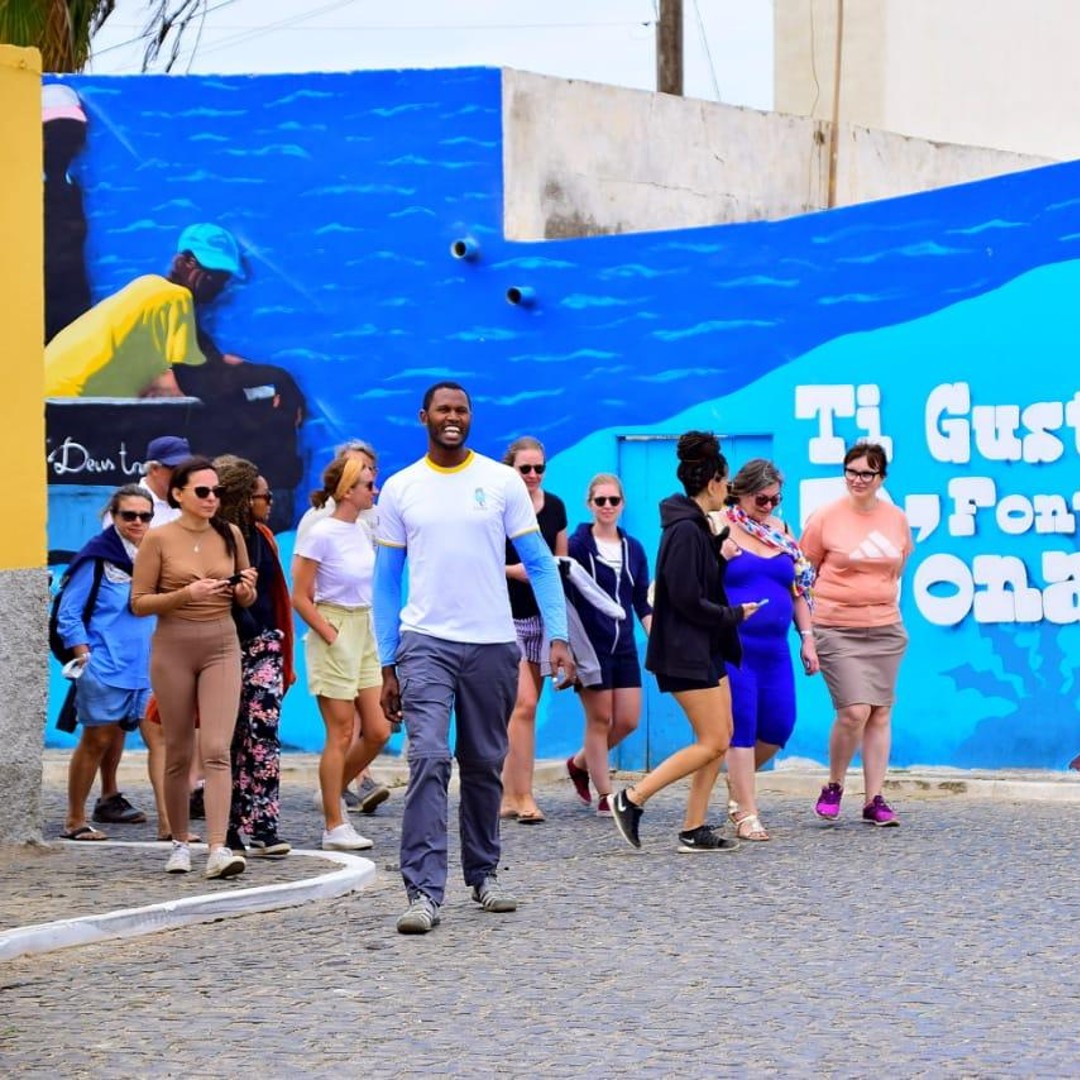 Colagem de mídia