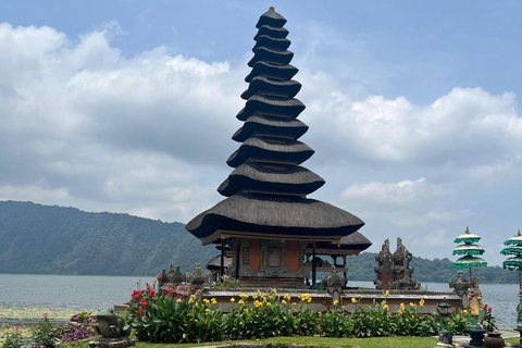 daytour bali:sekumpul + fiji waterfalls,ulundanu beratan group of 3 person
