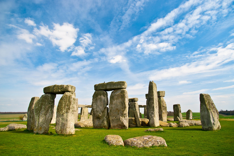 Windsor Castle &amp; Stonehenge: Privat tur- och returresa för att utforska8-sitsig Mercedes Vito