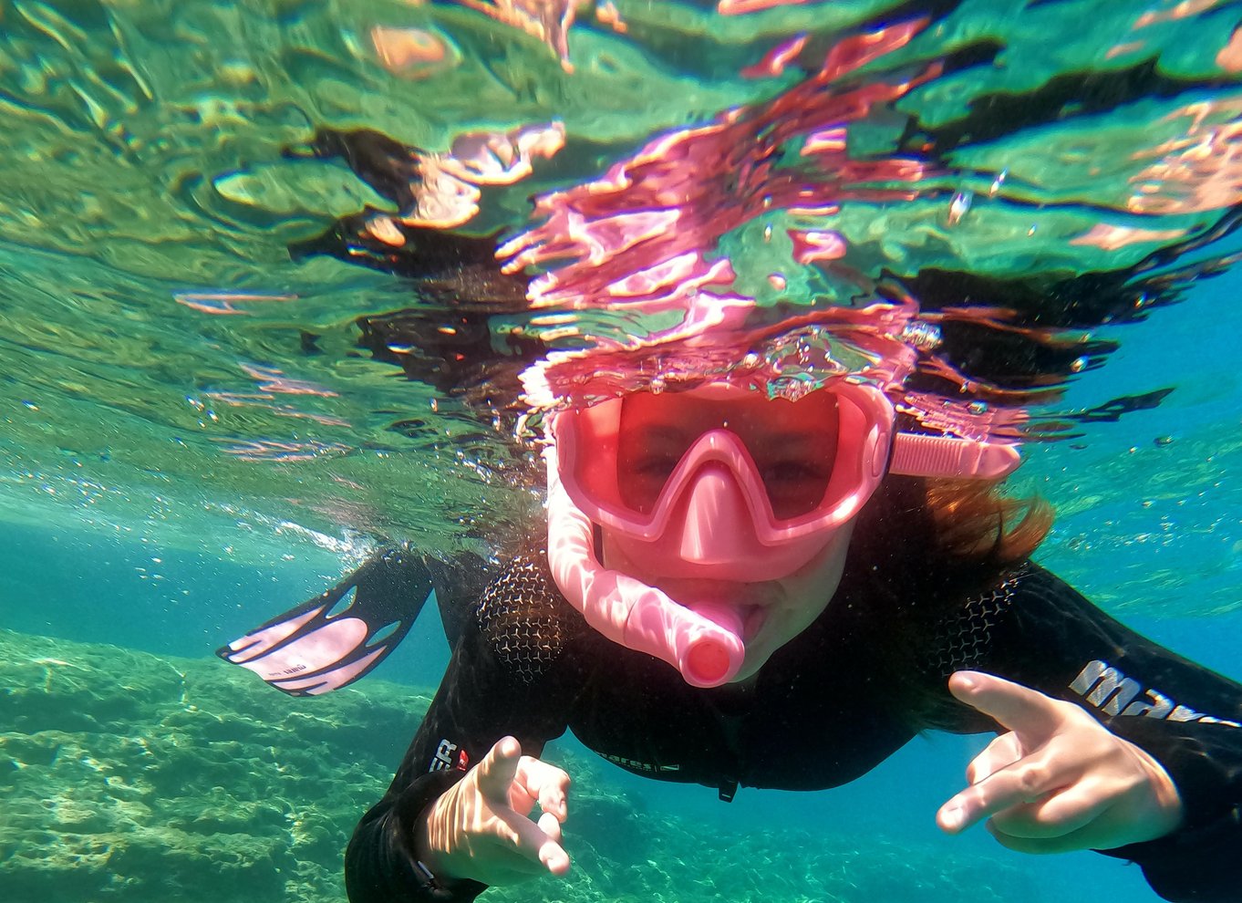 Chania: Bådtur med guidet tur med snorkling