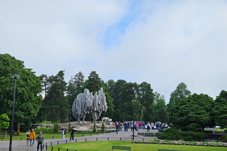 Helsinki & Suomenlinna: City Highlights Tour with Ferry Ride