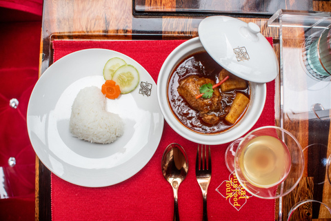 Bangkok : visite en bus à impériale avec repas Michelin et 20 sites emblématiquesMenu halal (déjeuner, dîner, soirée)