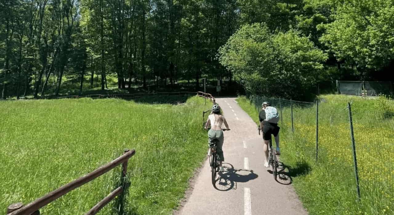 Von Mailand zum Lago di Varese: Zug- & Fahrrad-Erlebnis