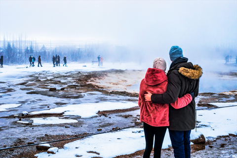 Ab Reykjavik: Golden Circle & Kerid-Krater TagestourTour mit Abholung an der Bushaltestelle 12