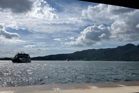 Hiroshima: Miyajima Private Tour with Ropeway & Hike
