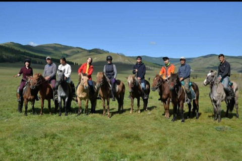 Ulaanbaatar: 2-Day Nomadic Life Experience. Live like local
