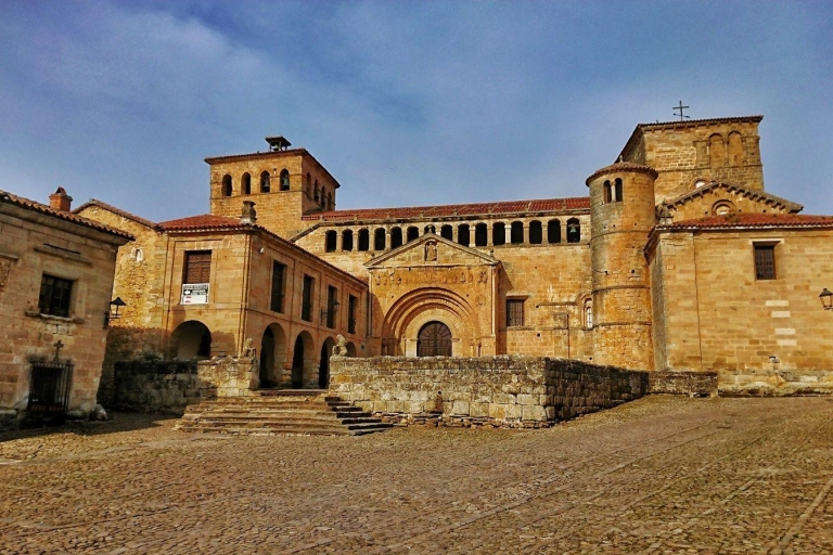 Desde Santander: Excursión de un Día a los Pueblos de la Costa Occidental de Cantabria