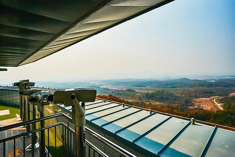 Seoul: DMZ Tour with Banpo Bridge Sunset & waterfall Café