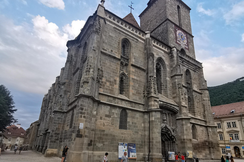 Depuis Bucarest : Excursion d&#039;une journée à Peles et aux châteaux de Bran avec ...Depuis Bucarest : Excursion à Peles et aux châteaux de Bran avec ...