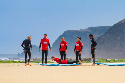 Lagos: group surf lessons for all levelsLagos: group and private surf lessons for all levels