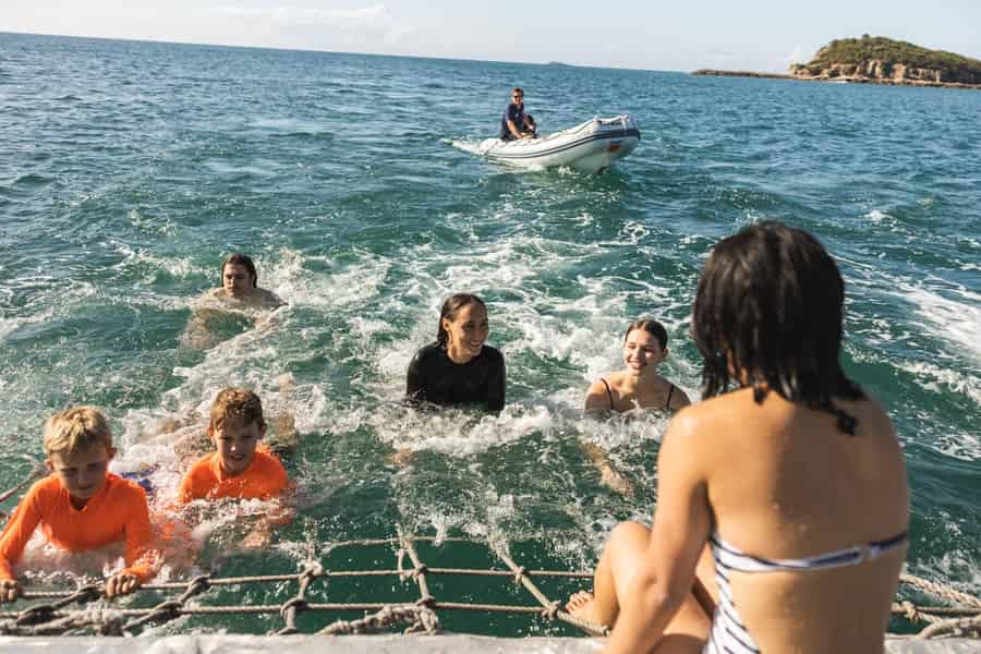 Von Rosslyn: Great Keppel Island Adventure Tour mit Mittagessen. Foto: GetYourGuide