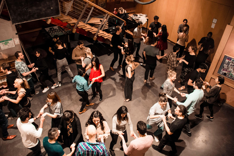 Zero to salsa for beginners