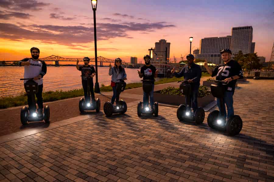 New Orleans: Gruselige Segway-Tour mit Guide. Foto: GetYourGuide New Orleans: Gruselige Segway-Tour mit Guide. Foto: GetYourGuide