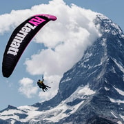 Zermatt: Vuelo de Pasajeros en Parapente con Vistas al Cervino