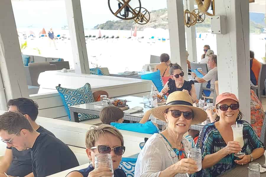 St. John's: Entdecke das echte Antigua Island Tour Erlebnis. Foto: GetYourGuide