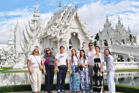Chiang Rai:Guided Highlights Full-Day Tour-FREE LUNCH BUFFET Experience the Wonders of Chiang Rai with Free Thai Buffet