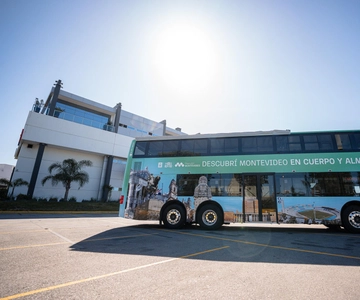 Montevideo: Tour de ônibus hop-on hop-off