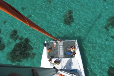 Excursión en catamarán a Ile au Cerfs con almuerzo y cascada GRSECatamarán compartido + servicio de recogida y regreso privado