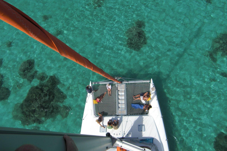 Excursión en catamarán a Ile au Cerfs con almuerzo y cascada GRSECatamarán compartido + servicio de recogida y regreso privado