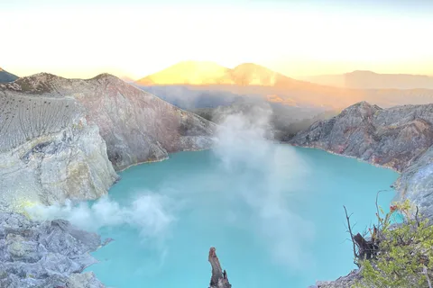 Da Pemuteran: Tour di mezzanotte del Kawah Ijen con l'alba