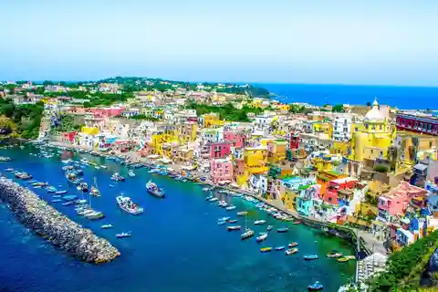 Procida Rückfahrt inklusive Inselrundfahrt auf dem Seeweg von Ischia