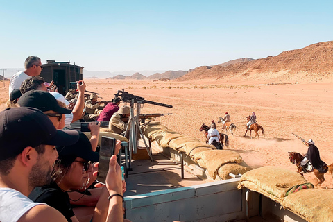 Wadi Rum Visitor Centre: 4WD-transferservice van/naar het kampDisah/Wadi Rum/Dorp/Camping naar Wadi Rum Bezoekerscentrum