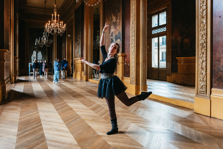 Paris: Palais Garnier Mystery Game with Entry Ticket Palais Garnier Mystery Game in French