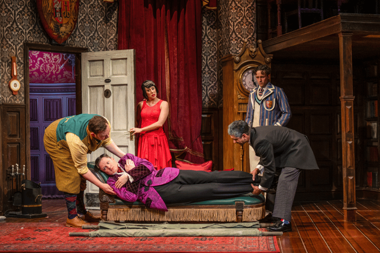 London's West End: Ticket to The Play That Goes Wrong Best Available Stalls - Peak