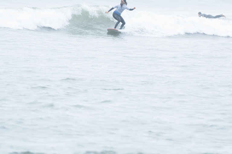 Lima : leçon de surf pour débutants et avancés avec équipement