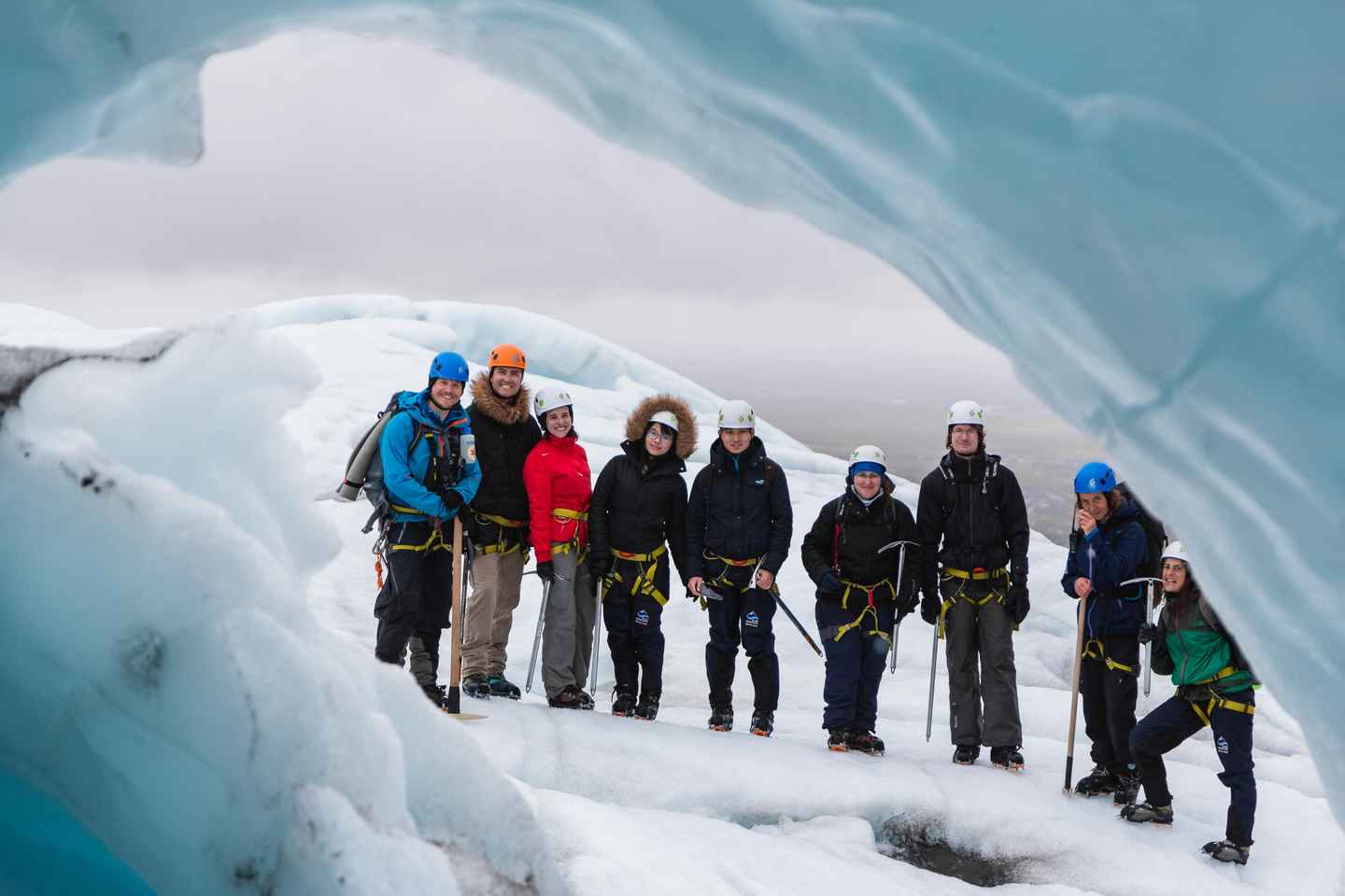 斯卡夫塔山：瓦特纳冰川上蓝冰洞探险与徒步之旅