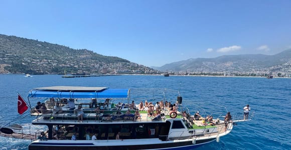Alanya:Snorkeling Boat Tour with Lunch&Unlimited Soft Drinks