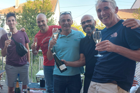 Degustazione di 3 champagne di produttori di vinoDegustazione di champagne dei viticoltori