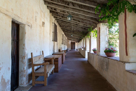 Puglia: Locorotondo, Cisternino, and Ostuni Private Tour Authentic Routes with Castellana Grotte Pick-Up