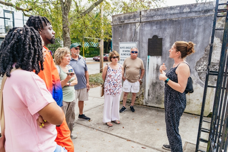 New Orleans: Garden District Food and History TourPublic Tour - Garden District Food and History Tour