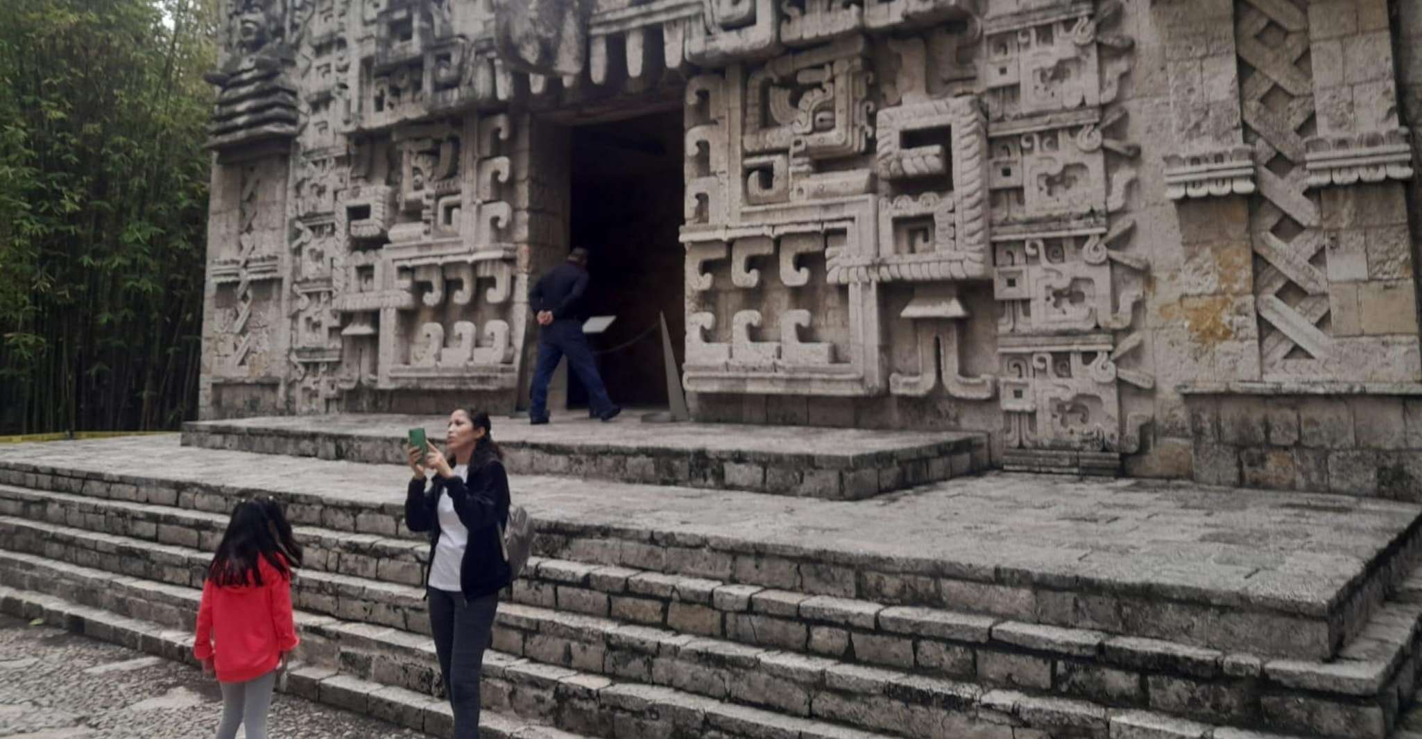 ANTHROPOLOGY MUSEUM : Guided Tour