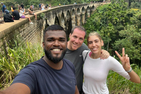 Luchthaven Colombo: transfer naar Ella met chauffeur-gids en stops