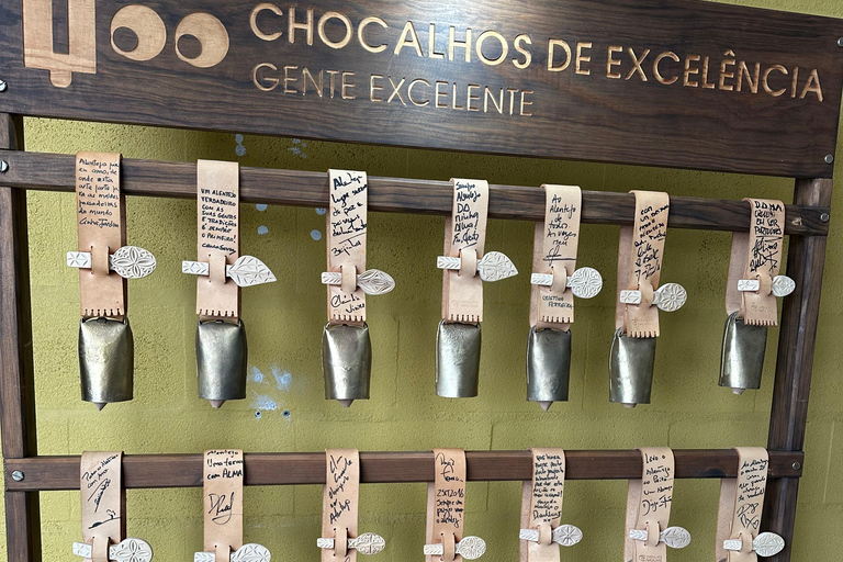 Alentejo cowbells: a guided tour of a craft factory Alentejo rattles: a guided tour of an artisanal factory