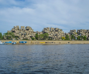 1H Scenic St-Lawrence River Boat Tour - MTL from the water