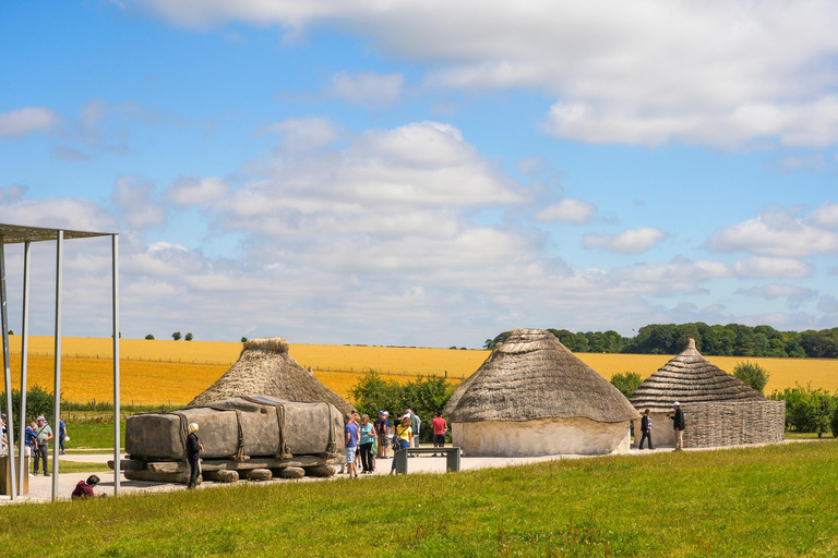 Von London aus: Stonehenge Inner Circle &amp; Windsor Open Top BusStonehenge Besuch &amp; Windsor Open Top Bus Tour