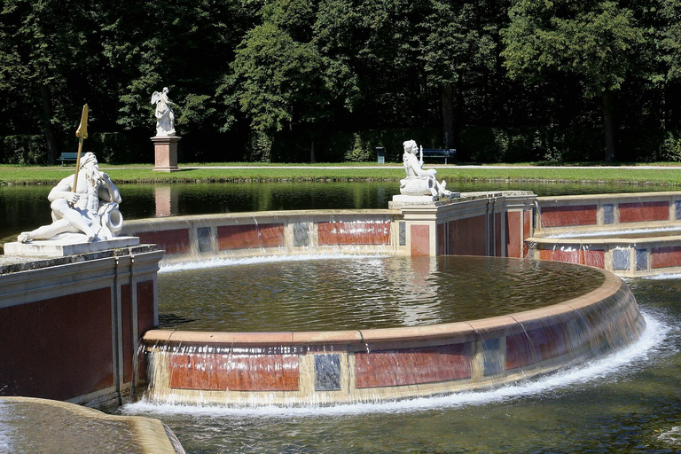 Munich: Nyphemburg Palace Private Tour