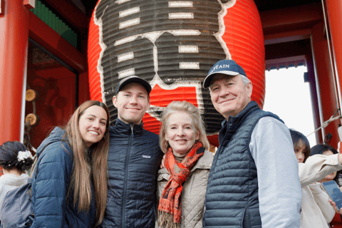 Tokyo: Asakusa Temple & Shrine Walking Tour with Local Guide Tokyo: Asakusa Guided Walking Tour Visiting Sensoji Temple